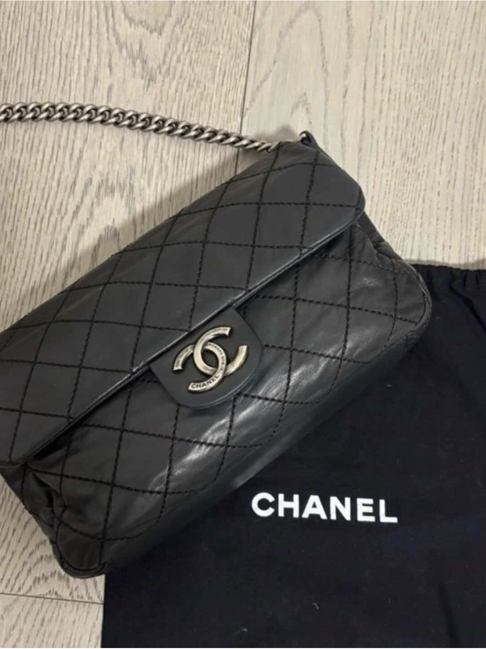 CHANEL Black Iridescent Quilted Lambskin leather Crossbody/ shoulder Bag